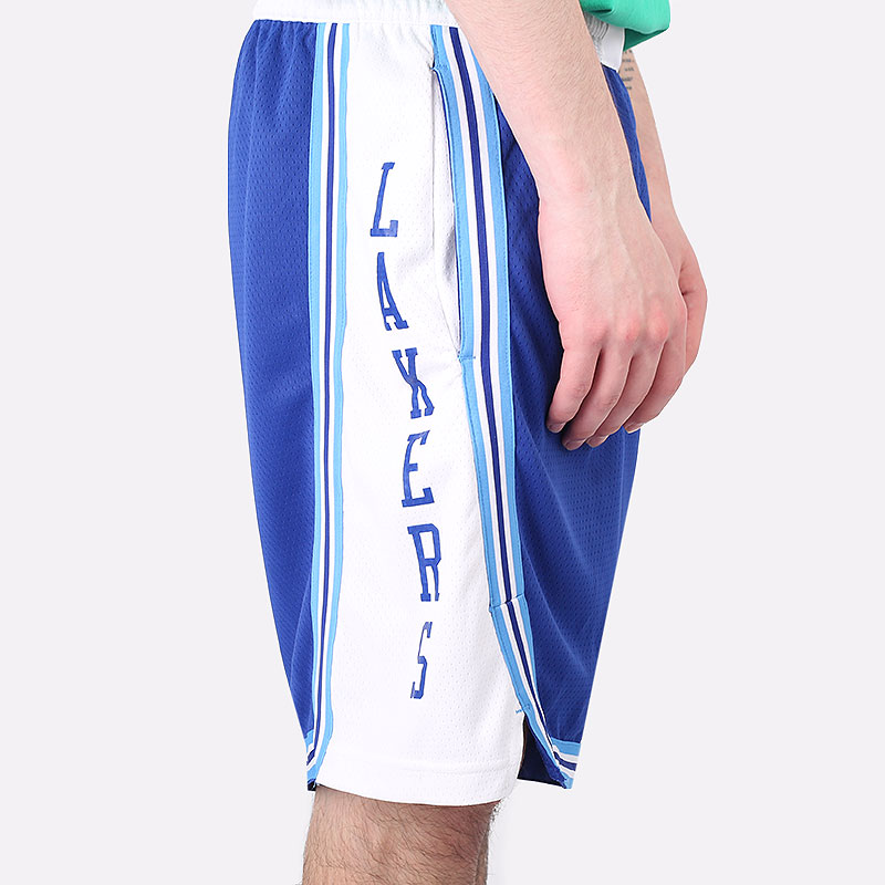 мужские синие шорты  Nike NBA Swingman Shorts Los Angeles Lakers Classic Edition 2020 CN1029-495 - цена, описание, фото 4